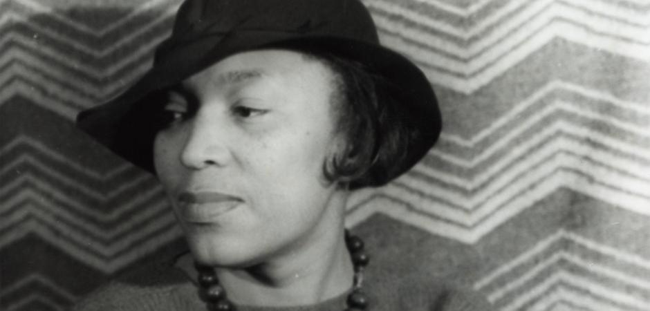 ... Wikimedia Commons Schwarz, feministisch, konservativ: Zora <b>Neale Hurston</b> - Zora_Neale_Hurston_1938.jpg.940x450_q75_box-0,1142,3569,2850_crop_detail